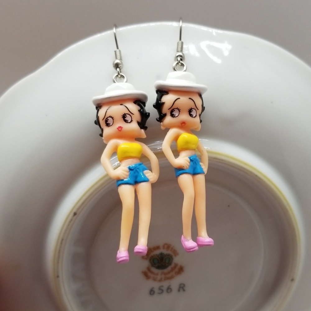Hard to find Betty Boop Earrings!!!